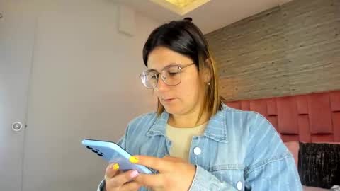 Sarah Deyvis online show from 09.22.25