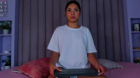 Sarah Evans online show from 12.05.24