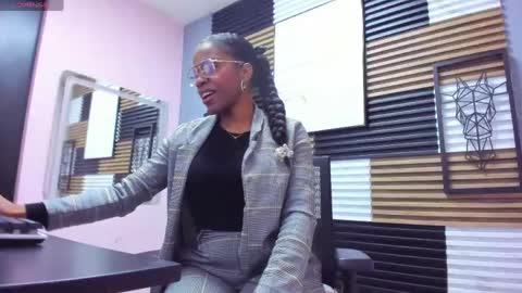 Sarahi pusey online show from 05.12.26