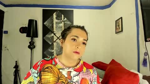 Snapshot of sarahjey chatting on 04.19.26 SARAHJEY online show from 04.19.26