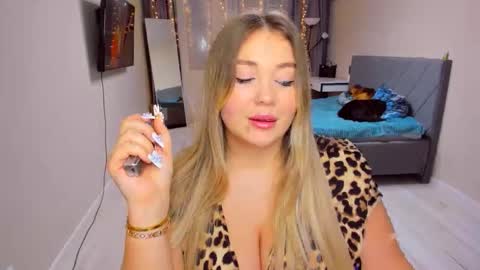 Snapshot of sarahmils chatting on 02.17.26 Sarah online show from 02.17.26