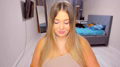 Snapshot of sarahmils chatting on 02.19.26 Sarah online show from 02.19.26