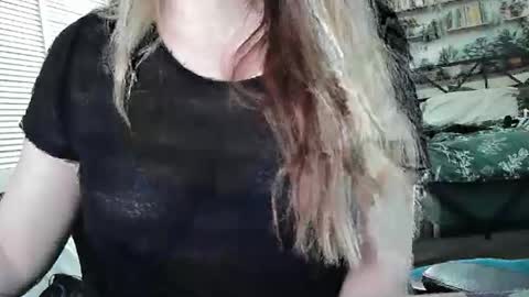 Snapshot of sarahmummy chatting on 02.23.26 Sarah online show from 02.23.26