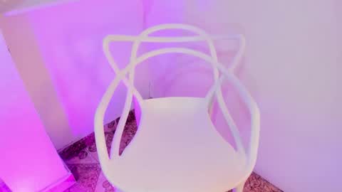 Sarahnovoa  online show from 11.09.25