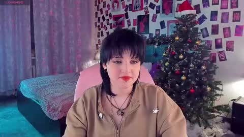 Sarah online show from 12.15.25