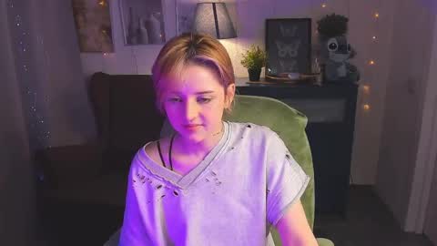 Snapshot of sarahshelby chatting on 05.22.26 Sarah online show from 05.22.26
