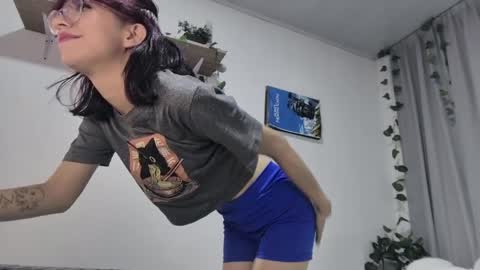 Sarah  online show from 04.09.26