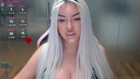 Sarah online show from 10.20.25