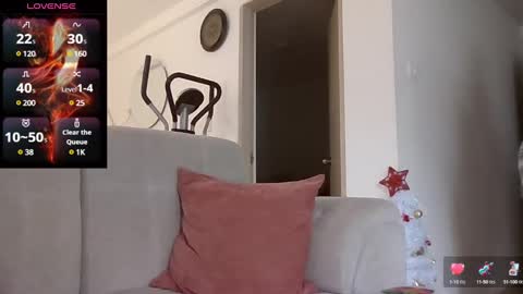 Snapshot of saramartinez100 chatting on 12.13.24 sara martinez online show from 12.13.24