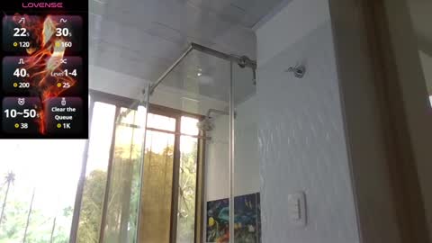 Snapshot of saramartinez100 chatting on 12.19.24 sara martinez online show from 12.19.24