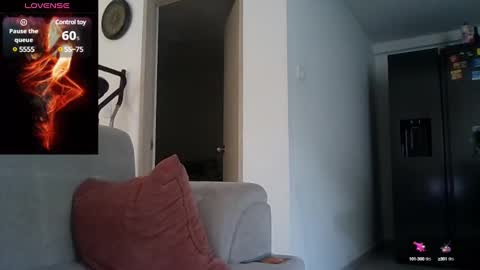 Snapshot of saramartinez100 chatting on 01.16.25 sara martinez online show from 01.16.25