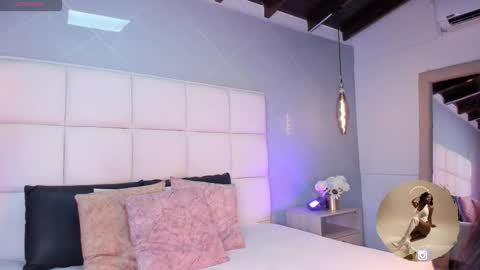 Sara online show from 11.19.25