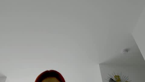 Saray  online show from 10.27.25