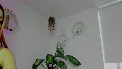 Saray  online show from 01.15.26