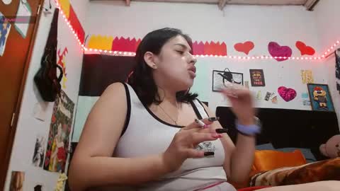 Snapshot of saray_extrovert1 chatting on 05.08.26 Sara Jimenez online show from 05.08.26