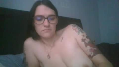 Snapshot of sarcasticallyinnocent chatting on 11.09.25 sarcasticallyinnocent online show from 11.09.25