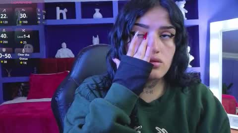 Sari  online show from 10.27.25