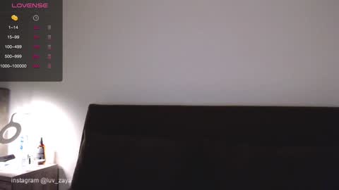   online show from 01.02.25