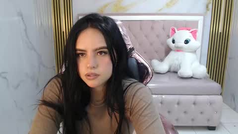 Sara  online show from 02.17.26