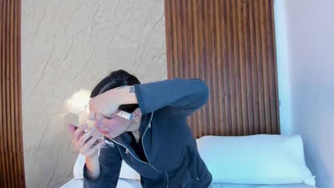 Snapshot of sarita_alexis chatting on 02.23.26 SARIYA Y ALEXIS online show from 02.23.26