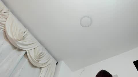 Snapshot of sarita_loven chatting on 04.22.26 sarita online show from 04.22.26