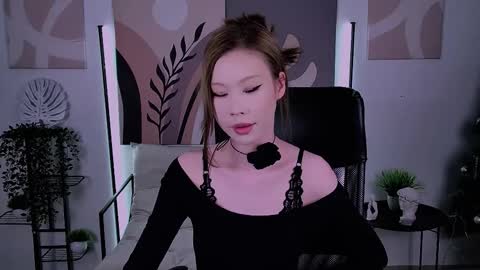 Snapshot of sarrahrice chatting on 02.20.26 SarahRice online show from 02.20.26