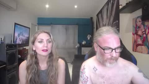 Giselle and Jay online show from 09.27.25