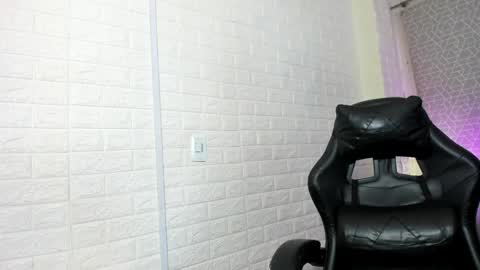 Snapshot of sary_littlesmiles chatting on 04.09.26 Sary online show from 04.09.26