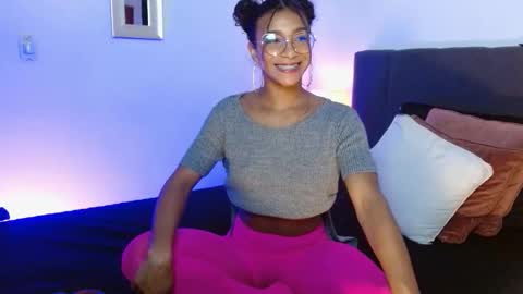 sasha_bowei online show from 10.19.25