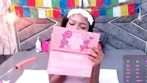 Snapshot of sasha_brownie_ chatting on 06.19.26 Sasha online show from 06.19.26