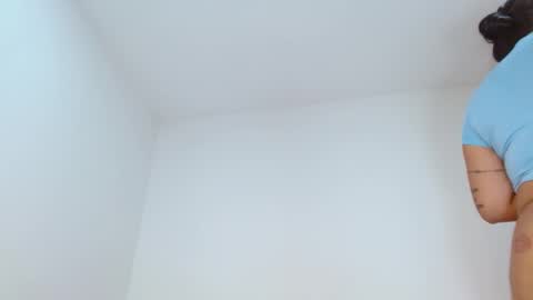 Sasha Creamy online show from 12.24.24