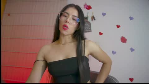 Snapshot of sasha_jonne chatting on 04.18.26 sasha_jonne online show from 04.18.26