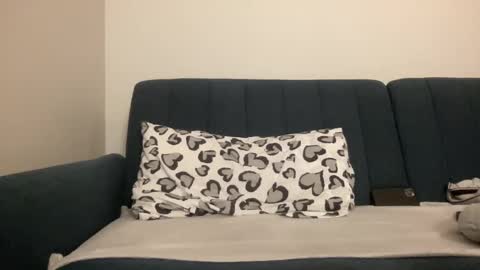 Snapshot of sasha_lovve chatting on 02.14.25 Sasha Lovve online show from 02.14.25