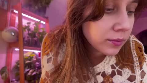 Alexandra Sasha in short online show from 02.10.25