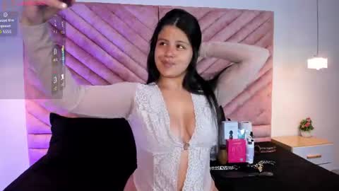 Snapshot of sasha_roldann chatting on 07.16.26 Sasha online show from 07.16.26