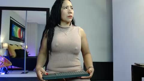 Sasha  online show from 11.05.25