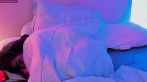 selene  online show from 12.07.24