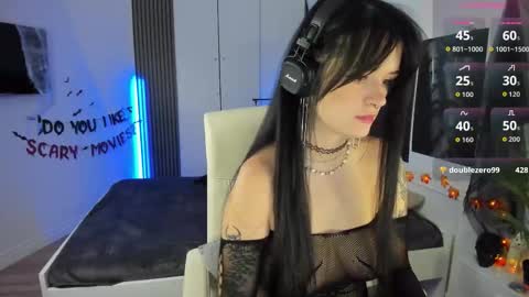 Sasha  online show from 10.31.25