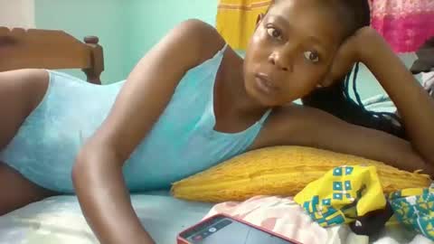 Snapshot of sashay_dario chatting on 09.25.25 sashay_dario online show from 09.25.25