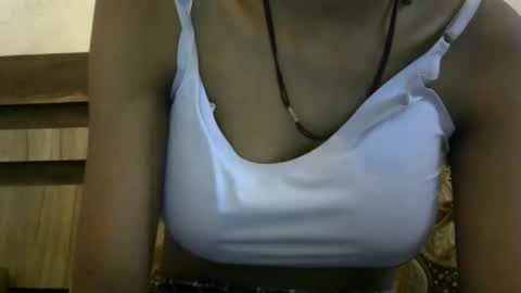 Snapshot of sashayess chatting on 02.27.25 SASHAYESS online show from 02.27.25