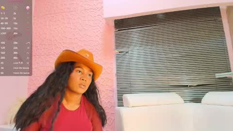 Snapshot of sashhalux22 chatting on 02.23.26 SashhaLux22 online show from 02.23.26