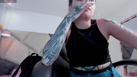 saskiagrendel online show from 04.12.26