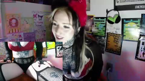 Snapshot of sassi_blondi chatting on 05.02.26 Ivy online show from 05.02.26