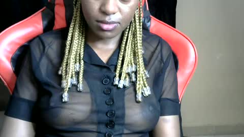 Snapshot of sassy_lyne chatting on 06.22.26 sassy_lyne online show from 06.22.26