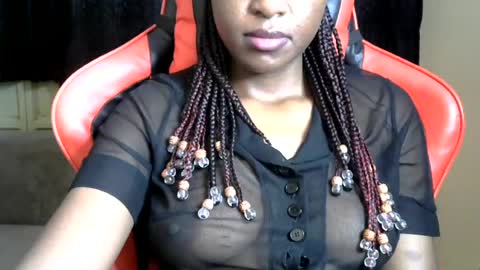 Snapshot of sassy_lyne chatting on 07.11.26 sassy_lyne online show from 07.11.26