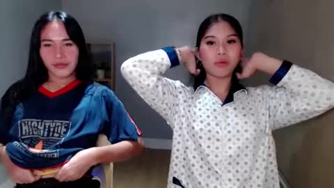 Snapshot of sassy_stella chatting on 12.22.24 sassy_stella online show from 12.22.24