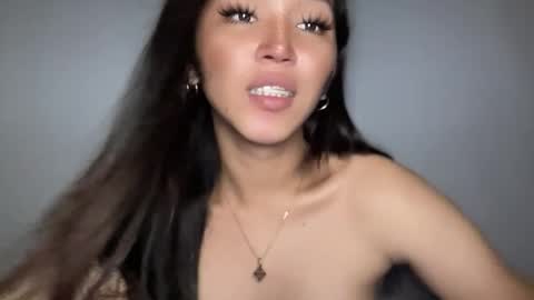 Snapshot of sassy_yourgirlxxxx chatting on 02.22.26 Sassygirl online show from 02.22.26