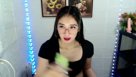 Snapshot of sassychixx699 chatting on 12.02.24 Arci online show from 12.02.24