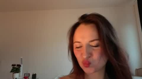Snapshot of satin_sin chatting on 05.20.26 Lori online show from 05.20.26