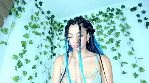 Snapshot of saturno_stone chatting on 12.27.24 Saturnooo online show from 12.27.24